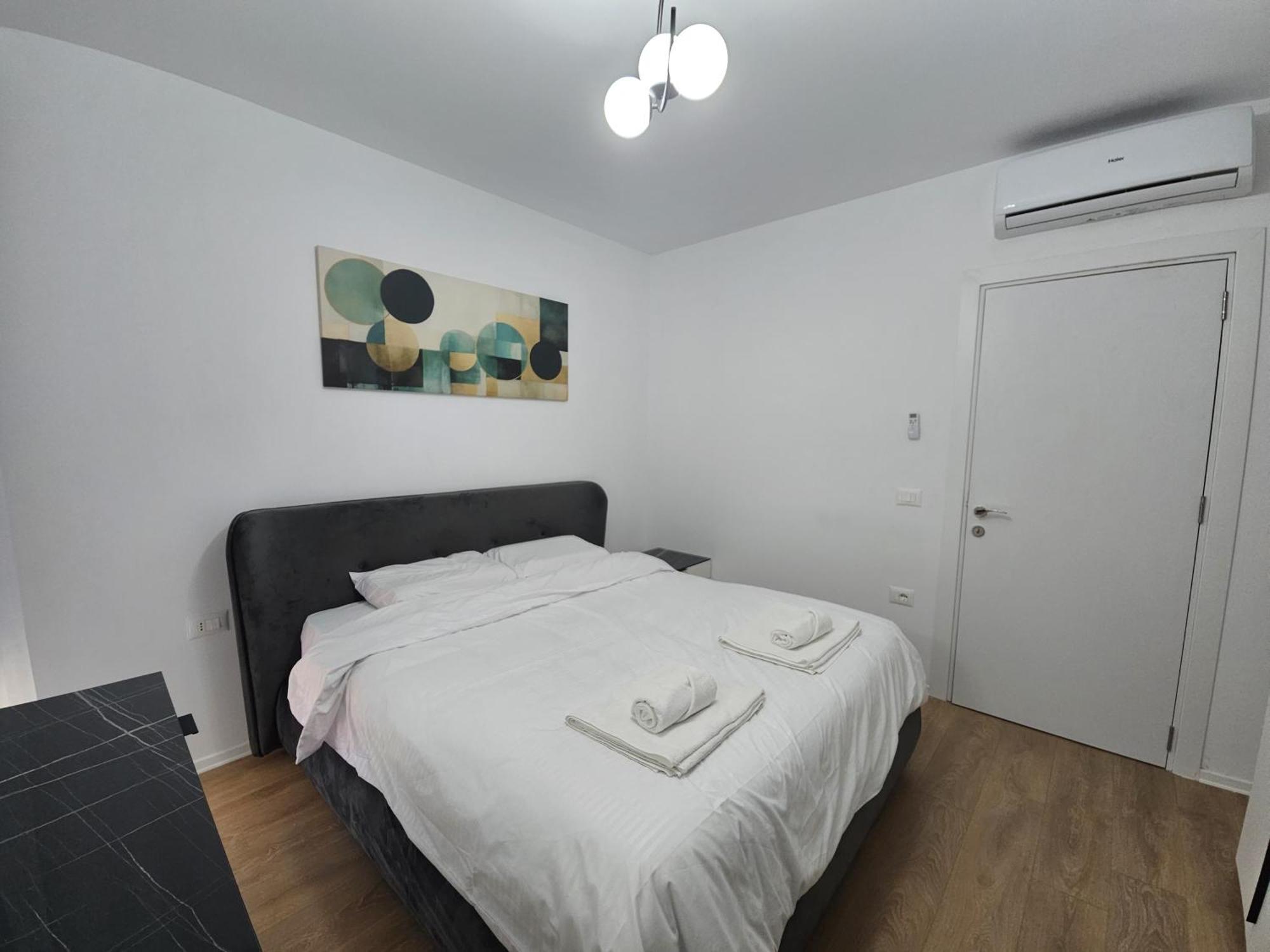 Valentino Zirkon Apartment ติรานา ภายนอก รูปภาพ