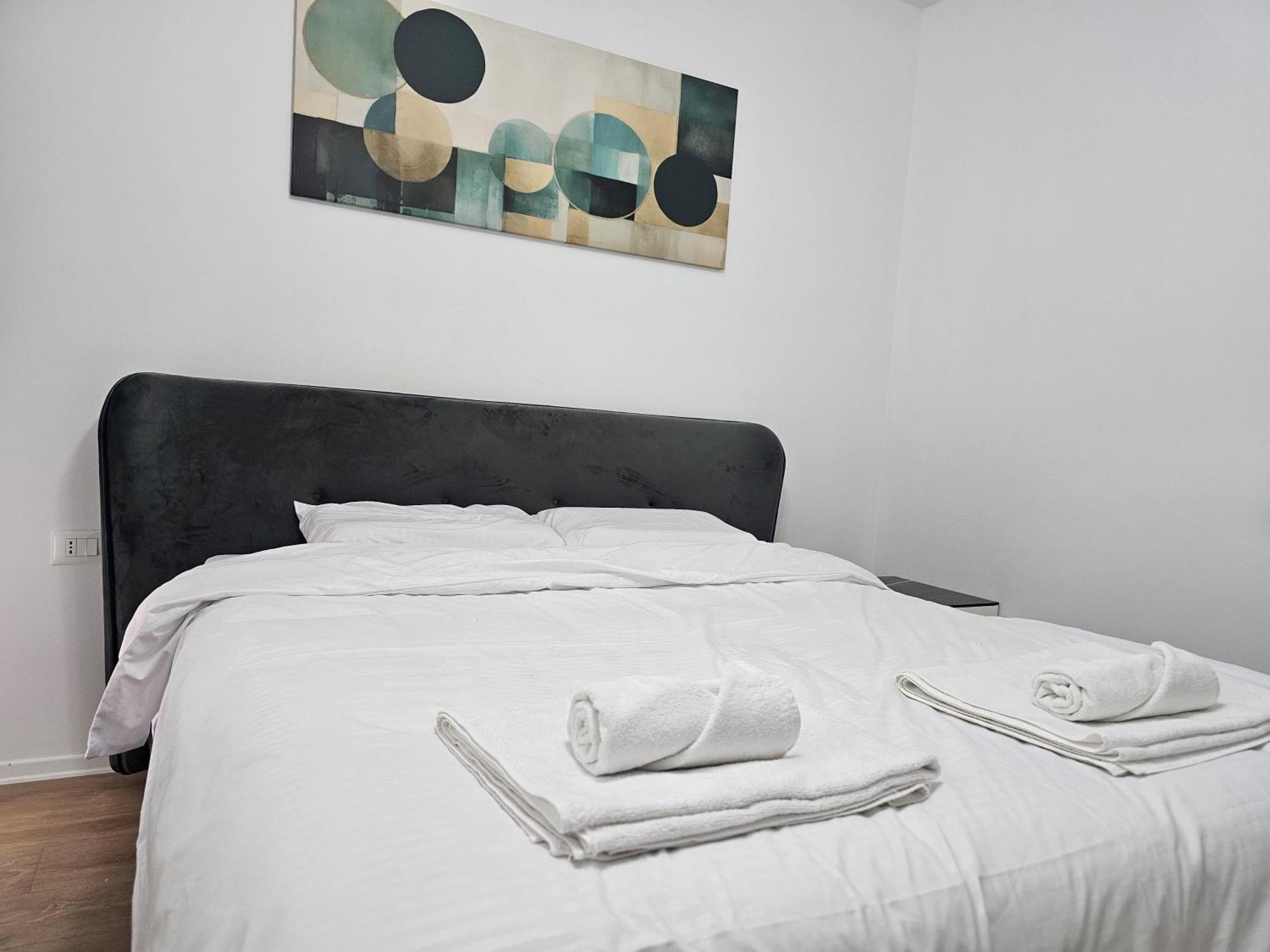 Valentino Zirkon Apartment ติรานา ภายนอก รูปภาพ